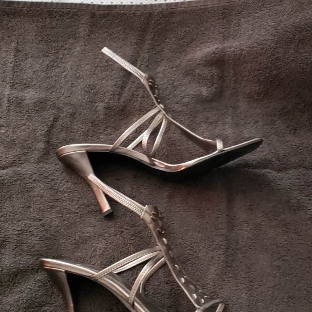 Shoes - Picture 2 of 2